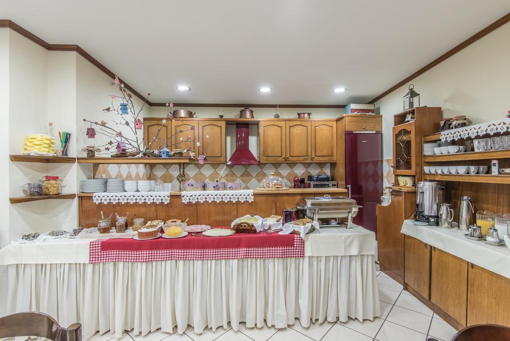 Marianna'S Home Accommodation 카페니시온 외부 사진