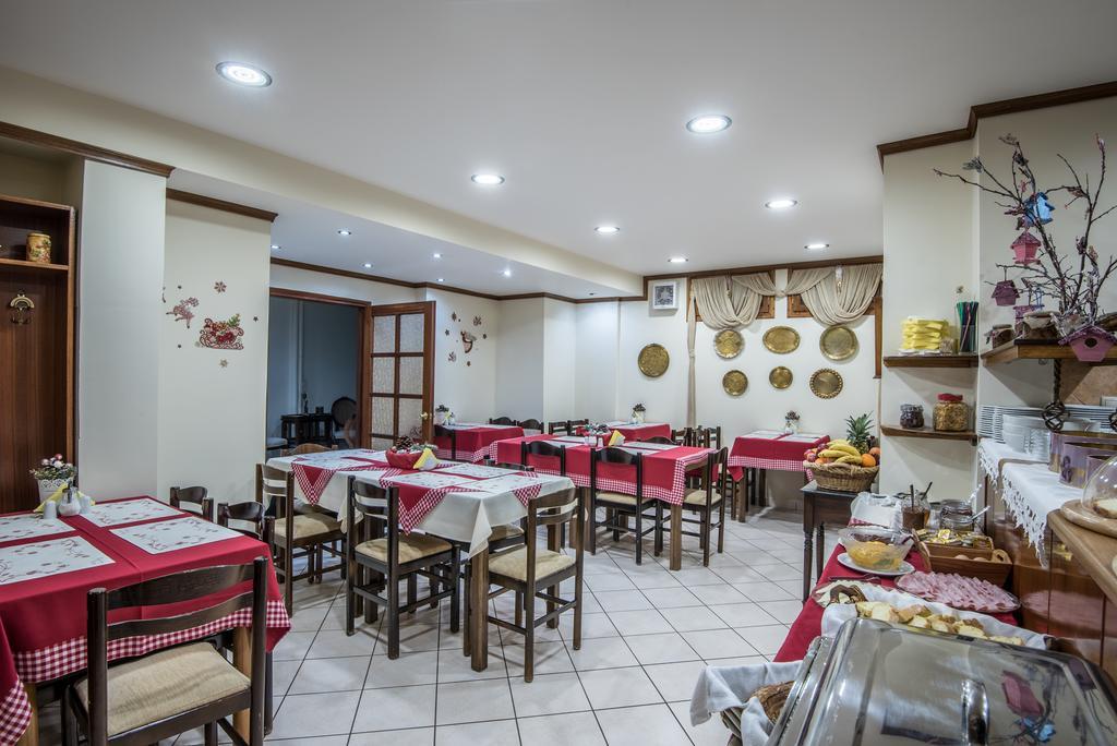 Marianna'S Home Accommodation 카페니시온 외부 사진